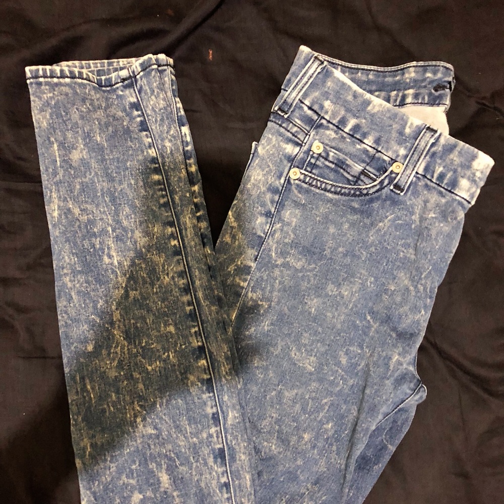 Gwenevere acid washed jeans